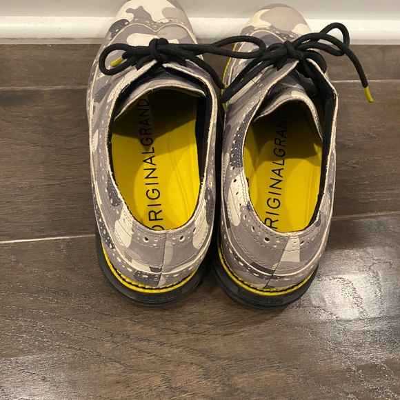 Men's Cole Haan Grey Camo Golf Shoes - Picture 3 of 5